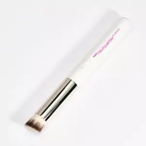 Make-up-Pinsel Deluxe No. 16 // Stupper schräg // hautquartier vegan